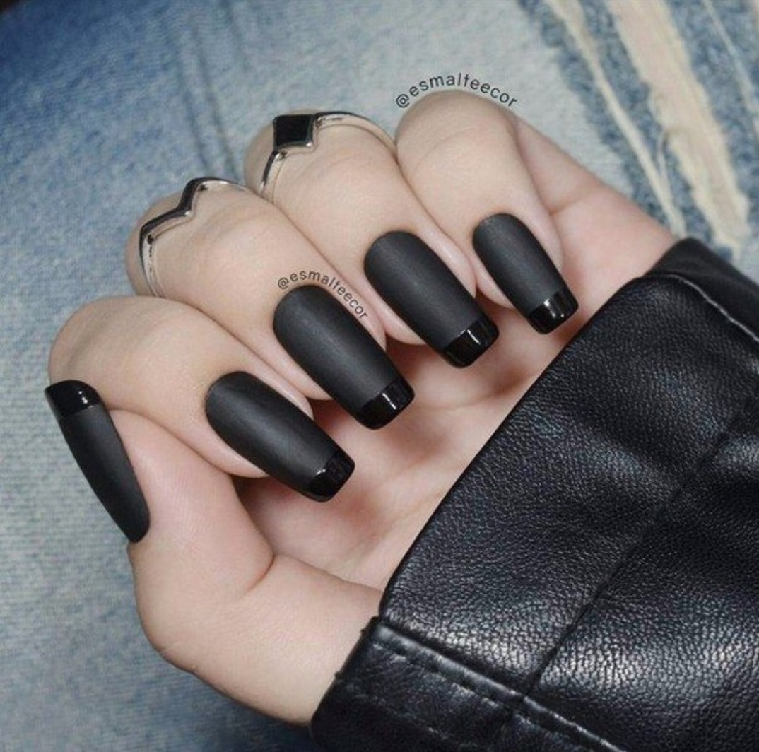 black matte nails